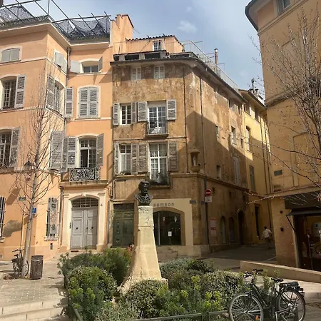 Le Chastel, T3, Aix Centre Appartement